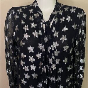 Ultra Pink Black and Silver Star sheer rayon button front shirt M ⭐️⭐️⭐️🖤